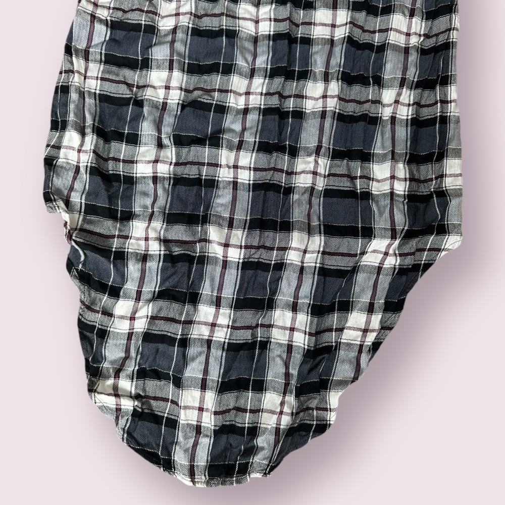 Women’s Cupcakes & Cashmere Plaid Tunic Length Tank Top Blouse Size Medium - Picture 5 of 8
